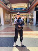 ⁦Premium Imported Waterproof Sweatshirt for Women⁩ - الصورة ⁦3⁩