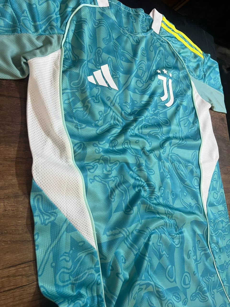 اليوفي
